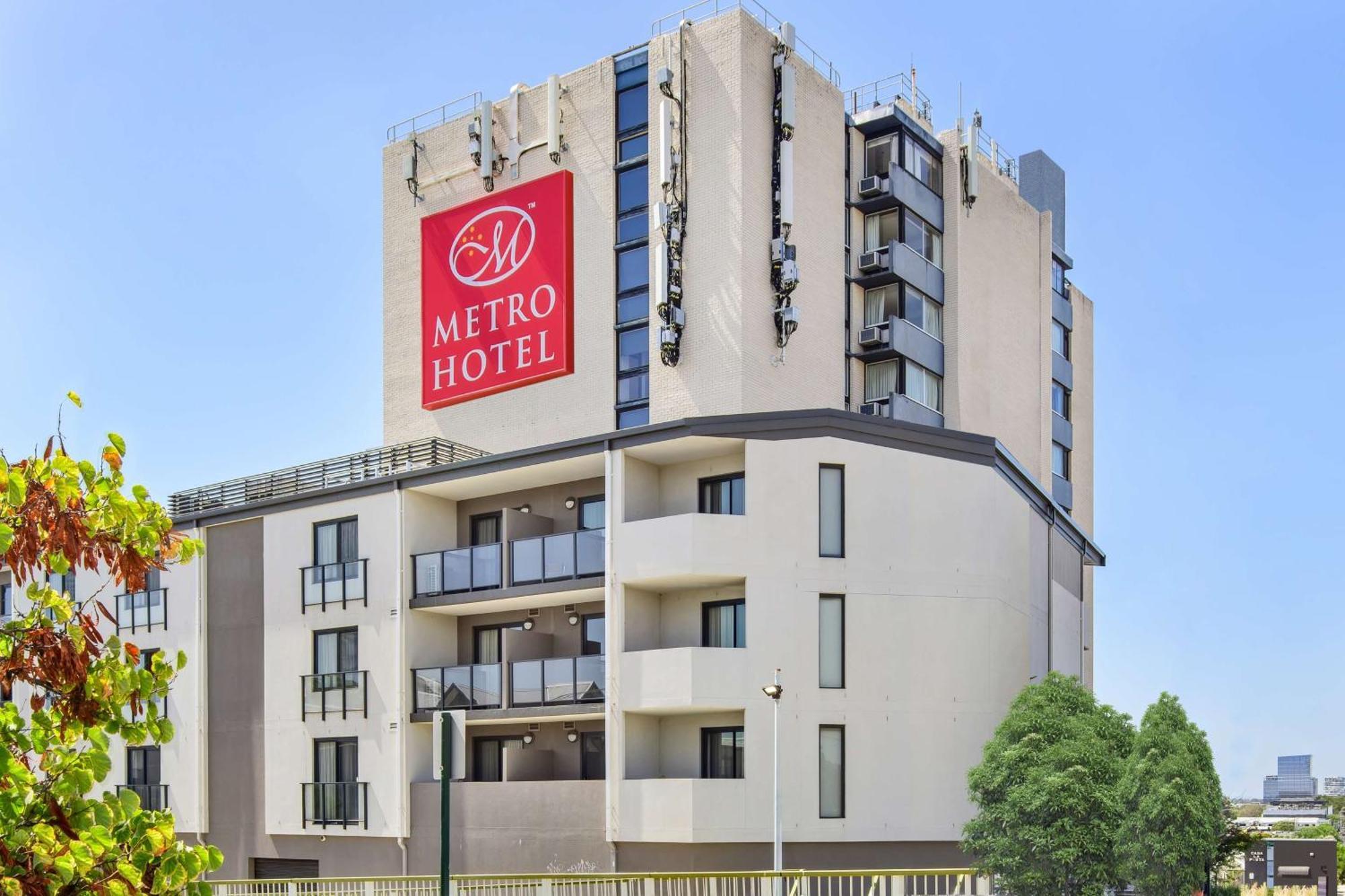 Metro Hotel Perth Exterior foto